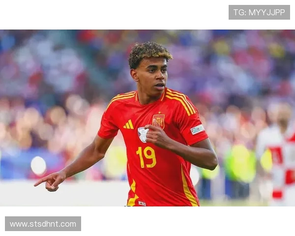 亚马尔只会过人?终结效率与战术角色解析 亚马尔只会过人?终结效率与战术角色解析