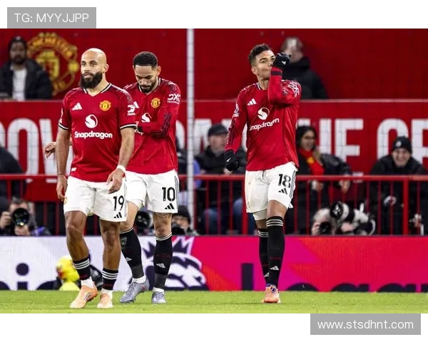 曼联中场结构失衡:控球不等于控制影响竞争稳定性