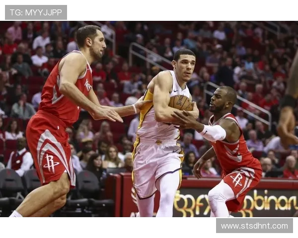 斯蒂芬·卡斯尔突破能力提升明显 拉开防守空间助攻效率提升